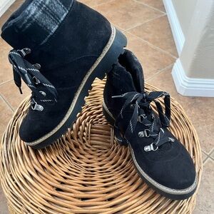 Sonoma Black Suede Lace-Up Boots